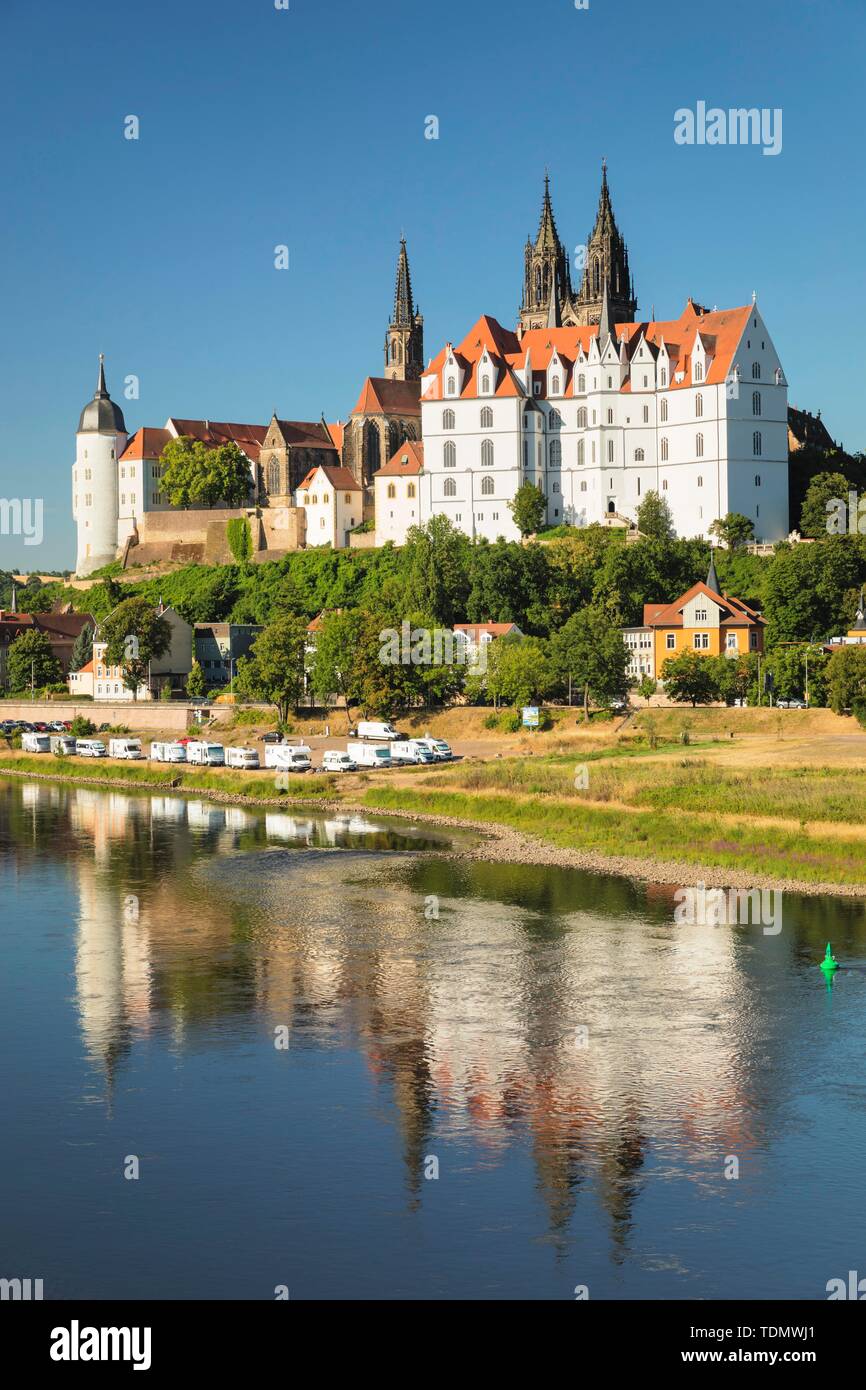 Blick auf die Elbe, die Albrechtsburg, Dom, Meißen, Sachsen, Deutschland Stockfoto