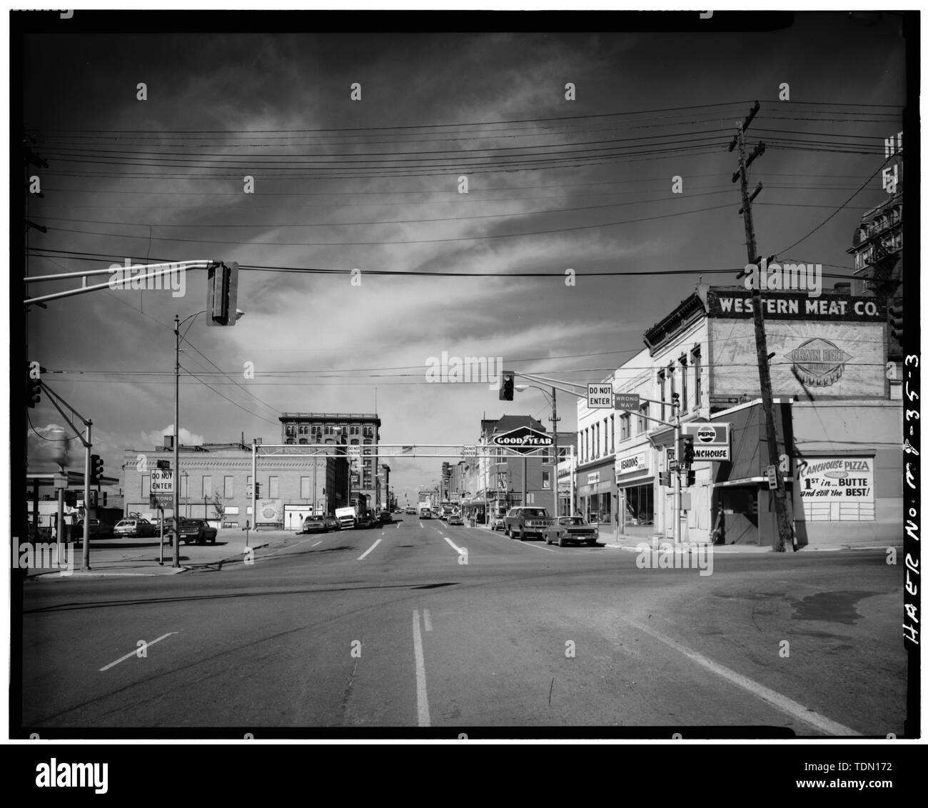 Der Park Street, Blick nach Westen von Wyoming Straße. - Butte Historic District, begrenzt durch Kupfer, Arizona, Quecksilber und Continental Straßen, Butte, Silver Bow County, MT. Stockfoto
