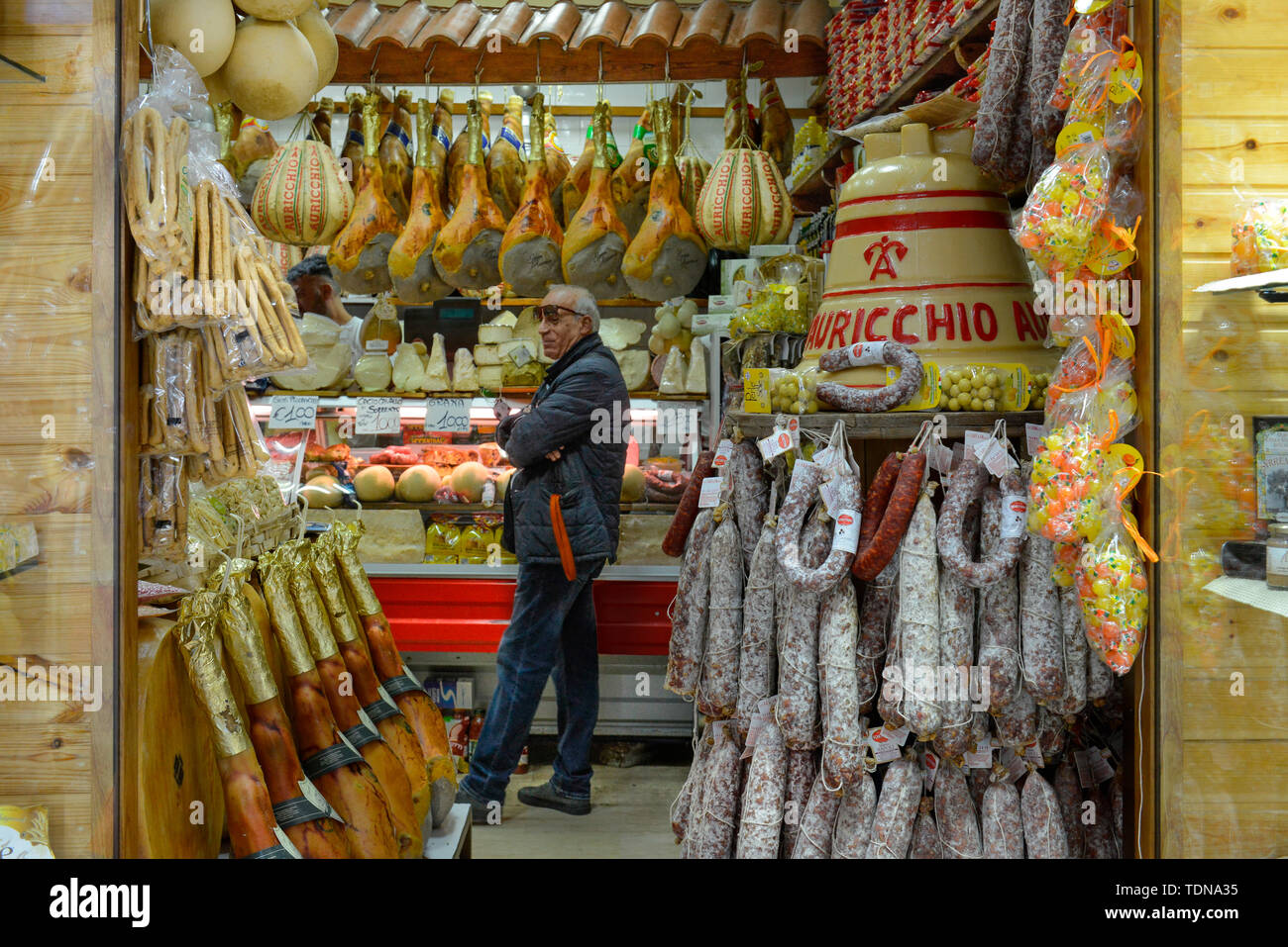 Fleischerei, La Pignasecca, La Casa del Marisco Viertel, Neapel, Italien Stockfoto