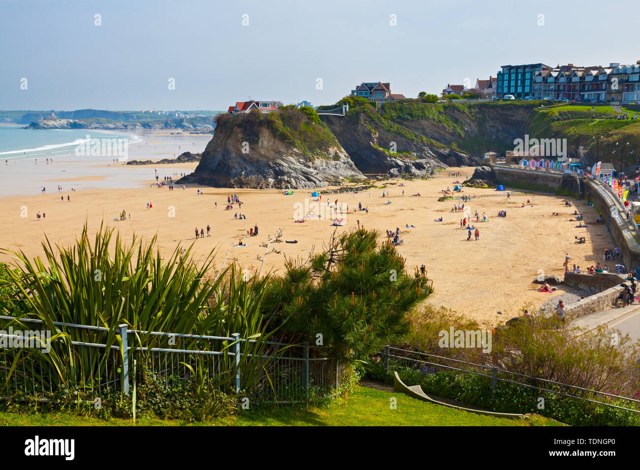 Mit Blick auf den Towan Strand in Newquay Cornwall England UK Europa Stockfoto