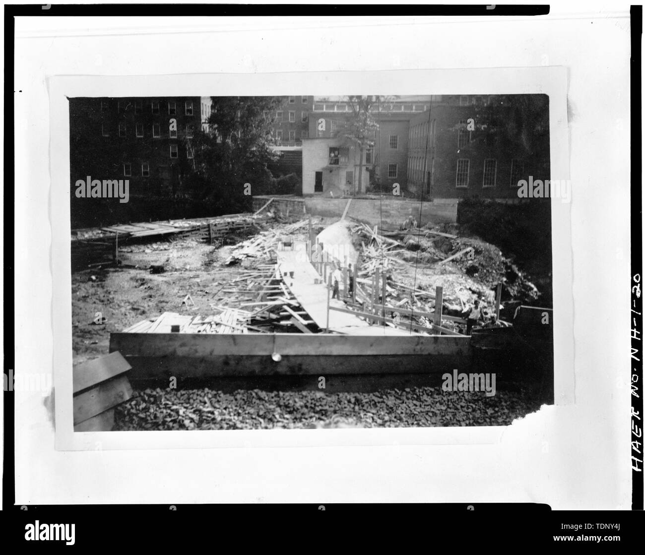 Die fotokopie einer Foto (original Drucken in der Sammlung des New-hampshire Water Resources Board, Concord, New Hampshire) 1927, Fotograf unbekannt 2 3-8 X 4" negative GEBÄUDE VON DAMM Nr. 3, Blick nach Süden - Claremont Dorf Industriegebiet, Zwischen B, Claremont, Sullivan County, NH Stockfoto