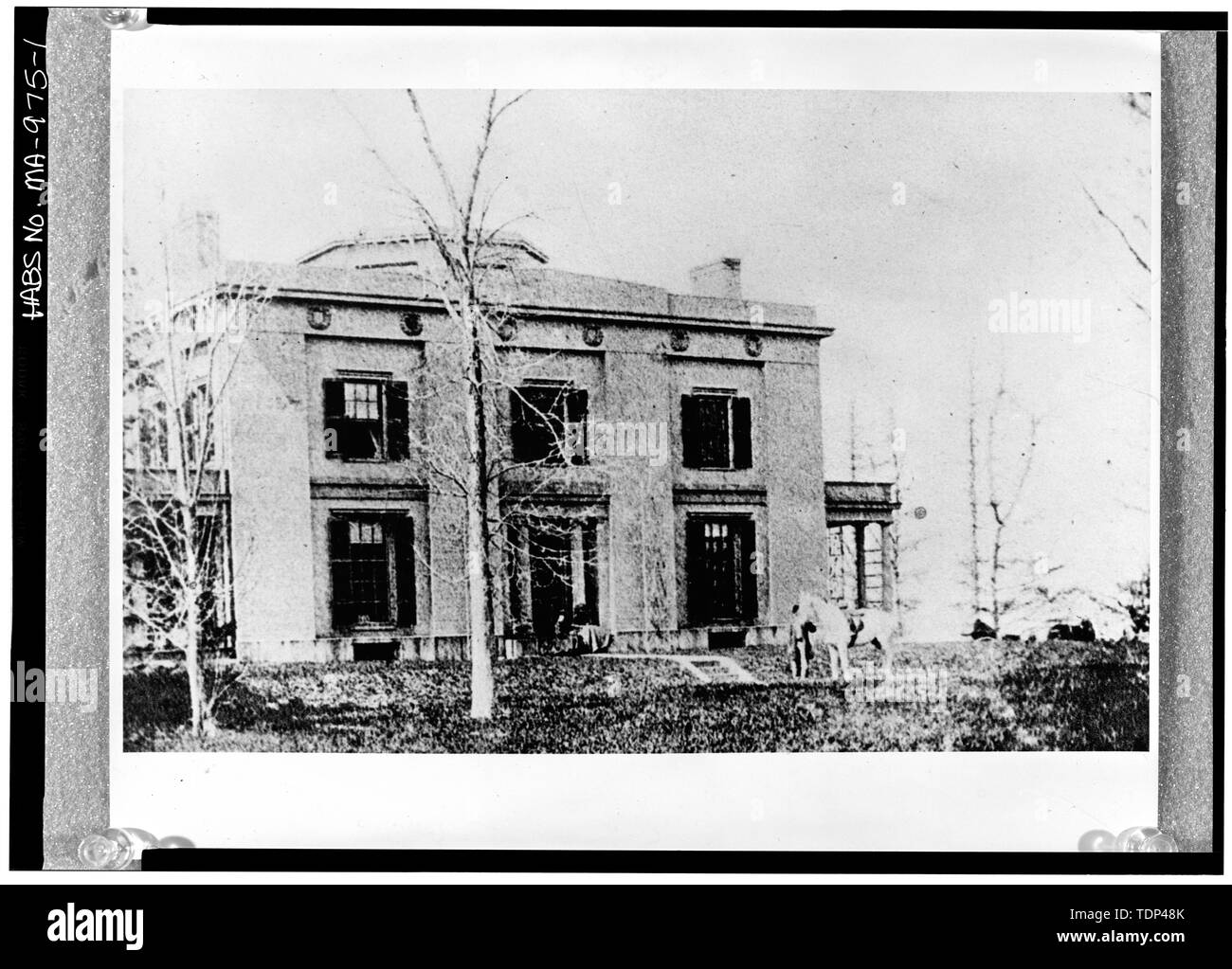 (Quelle und Datum unbekannt) FRONTANSICHT - Kapitän Robert Bennett Forbes Haus, 215 Adams Street, Milton, Norfolk County, MA Stockfoto