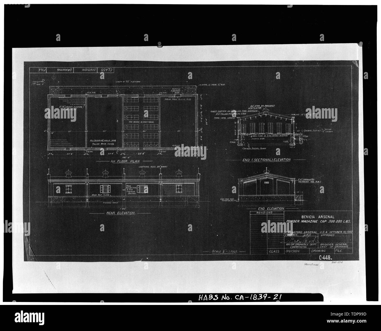 Fotokopie des Blueprint", Benicia Arsenal, Pulvermagazin, Cap. 300.000 lbs, Frankford Arsenal, USA, 10. Oktober 1902' (8' x 10' erweiterung von 4'x5' negativ). Ursprüngliche Blaupause von Kalifornien Verkehrsministerium, Teilung von Operationen und Maut Brücken, Benicia-Martinez Brücke, Postfach 577, La Jolla CA 94525. - Benicia Arsenal, Powder Magazine Nr. 5, an der Kreuzung von Interstate Highways 680 und 780, Benicia, Solano County, CA Stockfoto