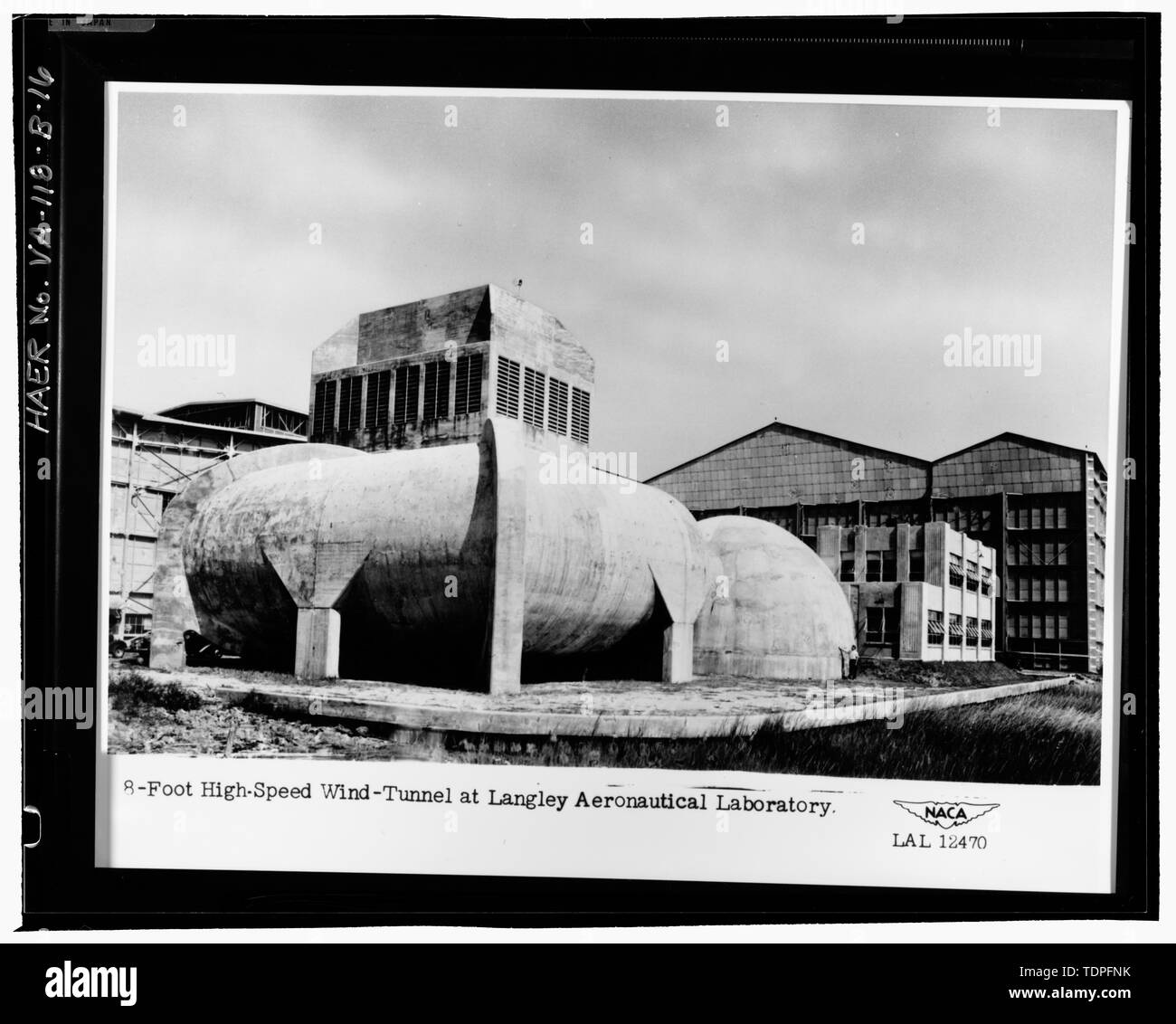 (Original im Langley Research Center, Hampton, VA (LaRC)) (LAL-10751) ANSTIEG DER 8-Fuß-HIGH SPEED WIND TUNNEL. - Die NASA Langley Research Center, 8 Fuß hohe Geschwindigkeit Windkanal, 641 Thornell Avenue, Hampton, Hampton, VA; Wang, Charissa Y, Feld Mannschaft; Durst, Donald M, Feld Mannschaft; Herrin, Dekan ein, Projektleiter; Lowe, Jet, Fotograf; Hardlines: Gestaltung und Abgrenzung, delineator; Stewart, Robert C, Historiker Stockfoto