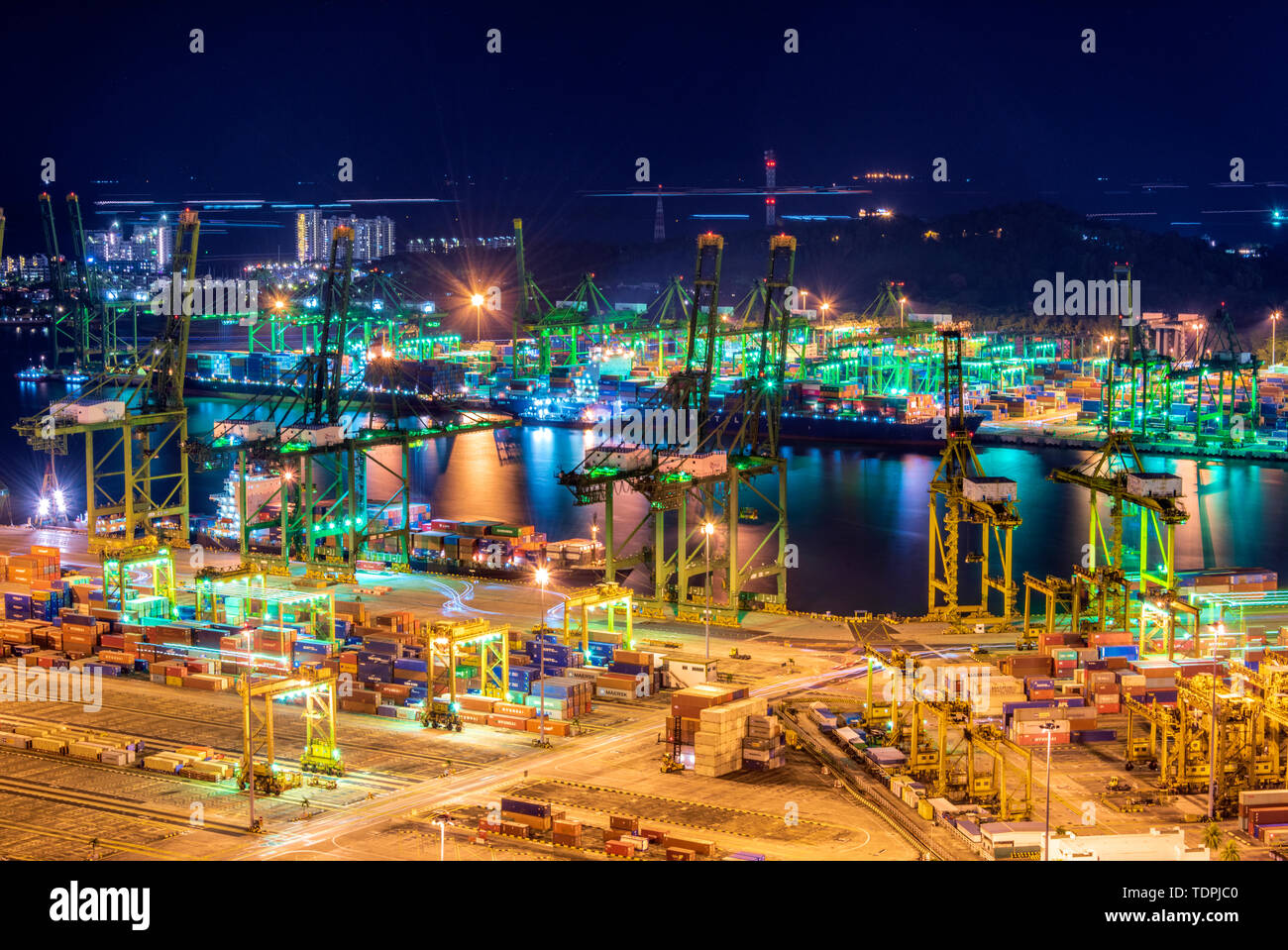 Nacht Blick auf Singapur port Stockfoto