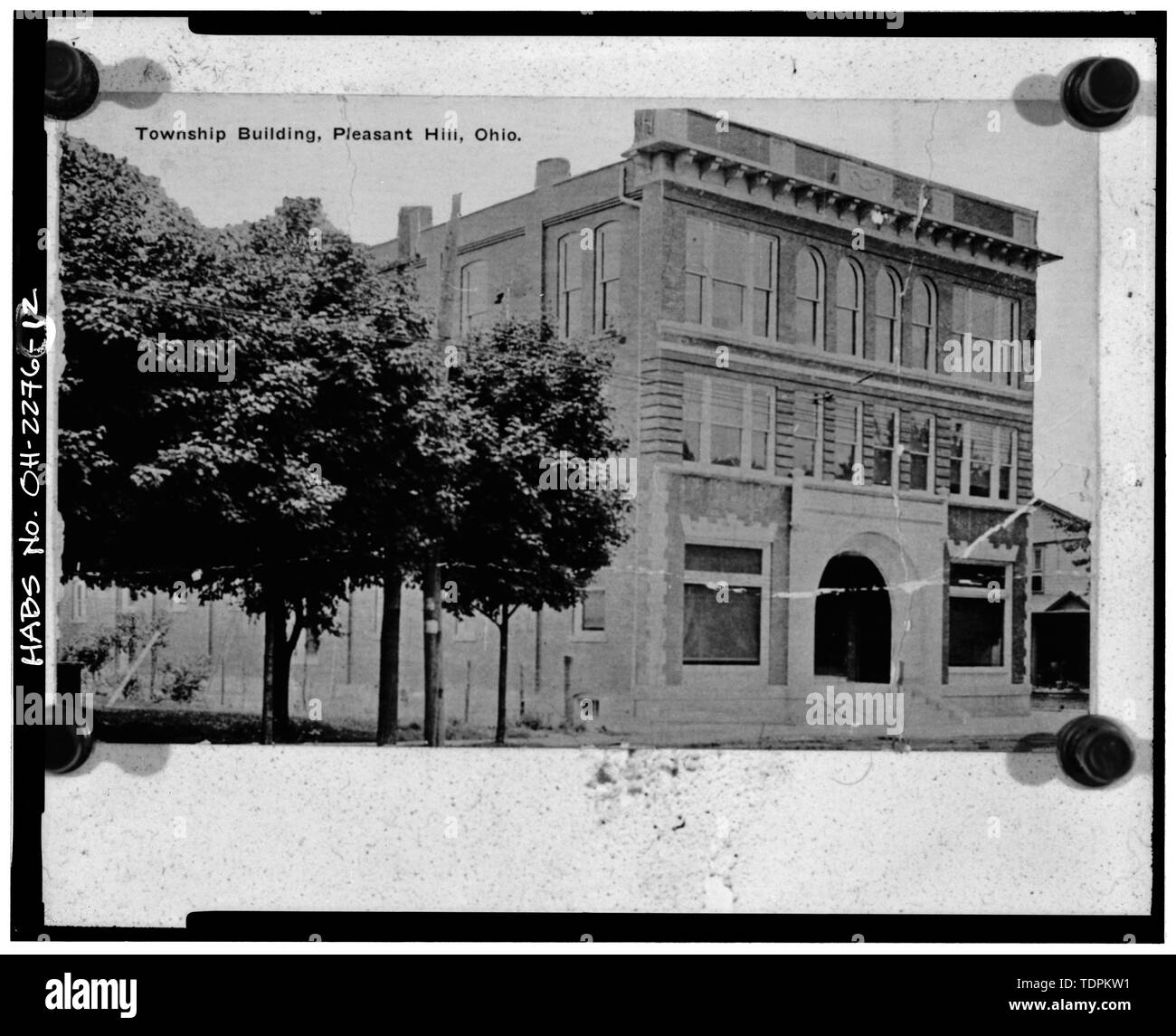 Fotokopie des post-Karte (Original im Besitz des Dorfes von Pleasant Hill), Fotograf und Datum unbekannt Ansicht Südost, WEST FRONT- UND NORDSEITE - Newton County Building, South Main Street in der Nähe von Hill Street, angenehmen Hügel, Miami County, OH Stockfoto