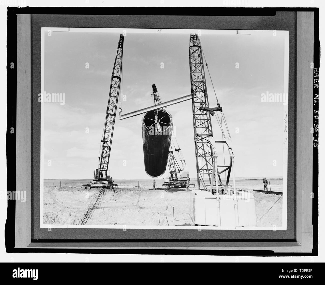 Fotografische Kopie von Foto (Ca. 1962, original Drucken im Besitz von Peter Kiewit Söhne Co., Omaha, Nebraska) Fotograf unbekannt. Blick auf Launch tube Form arbeiten - Ellsworth Air Force Base, Delta Flug, 10 km Radius um Exit 127 off Interstate 90, Innenraum, Jackson County, SD; Hess, Roise und Unternehmen, Auftragnehmer; Wegman-French, Lysa, Sender; Lyon, Robert, Fotograf; Lauber, John W, Historiker Stockfoto