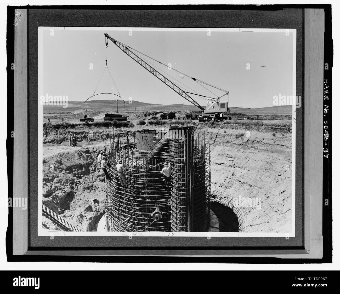 Fotografische Kopie von Foto (Ca. 1962, original Drucken im Besitz von Peter Kiewit Söhne Co., Omaha, Nebraska) Fotograf unbekannt. Blick vom Verstärken von Stahl, die Oberseite der Startrampe - Ellsworth Air Force Base, Delta Flug, 10 km Radius um Exit 127 off Interstate 90, Innenraum, Jackson County, SD; Hess, Roise und Unternehmen, Auftragnehmer; Wegman-French, Lysa, Sender; Lyon, Robert, Fotograf; Lauber, John W, Historiker Stockfoto