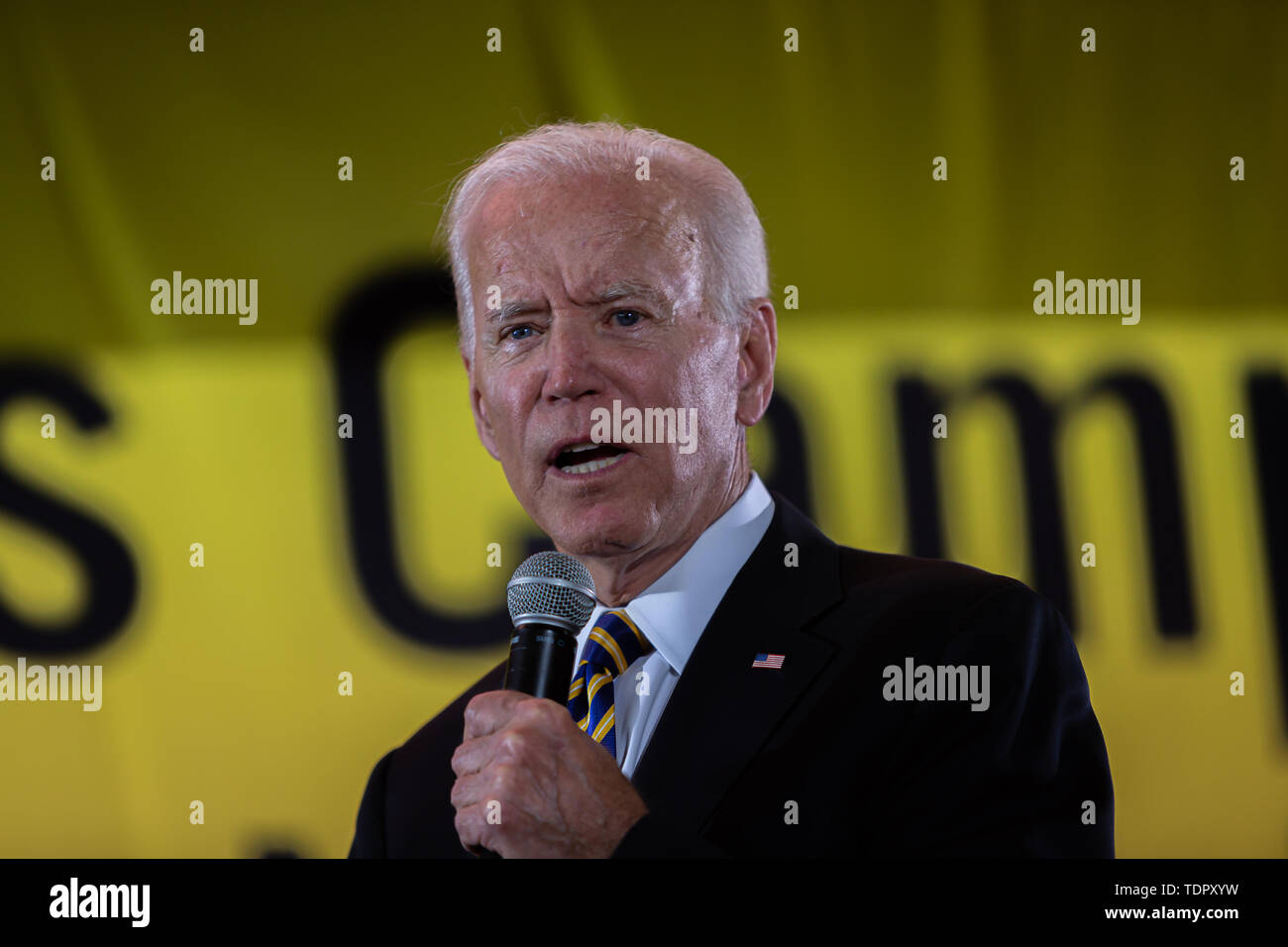 Washington Dc, USA. 17 Juni, 2019. Vizepräsident Joe Biden auf die armen Leute die Kampagne des sittlichen Handelns Kongress. Am 17. Juni 2019, neun demokratischen Präsidentschaftswahlen Kandidaten??? sprach am Eröffnungstag der armen Menschen an der Kampagne von Drei-? Tag moralisches Handeln Kongress. ???,?, Die von der Drehzahl angeführt. Dr. William Friseur II und Dr. Liz Theoharis?,? ? Schließt? Schulungen organisieren??? ? Stromversorgung in einkommensschwachen Gemeinden überall im Land zu errichten und eine Anhörung vor dem Haus Haushaltsausschusses.? Quelle: Michael Nigro/Pacific Press/Alamy leben Nachrichten Stockfoto