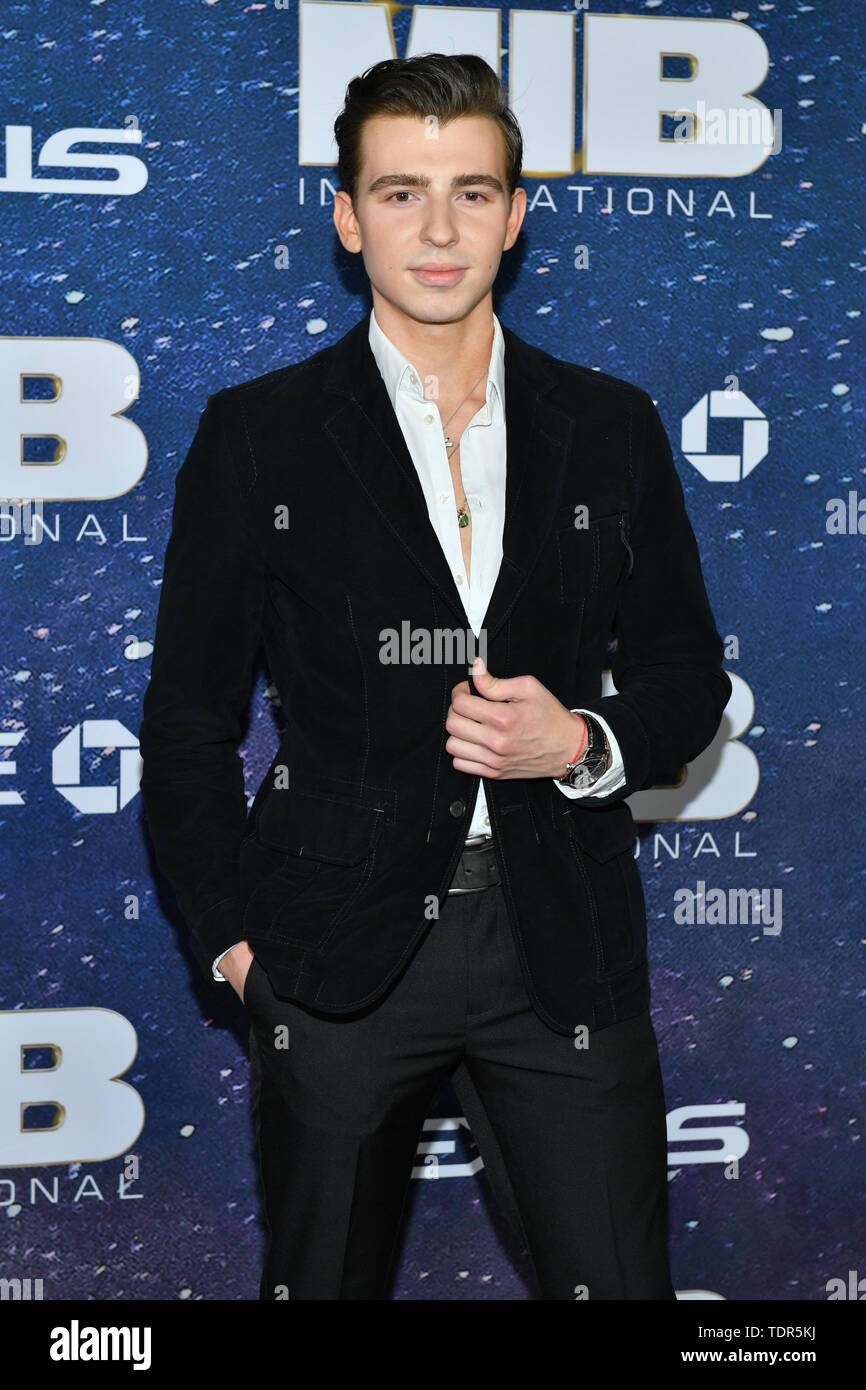 Abel Regen besucht die 'Men In Black International' Weltpremiere auf AMC Loews Lincoln Square 13 Am 11. Juni 2019 in New York City. Stockfoto