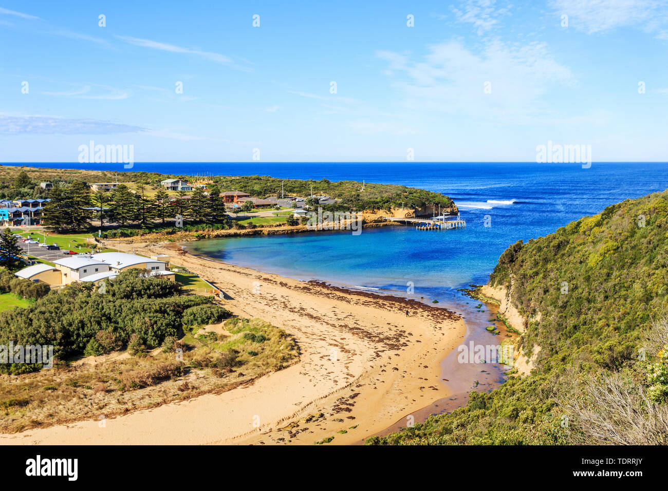 Die Küste und die Stadt von Apollo Bay, Australien Stockfoto