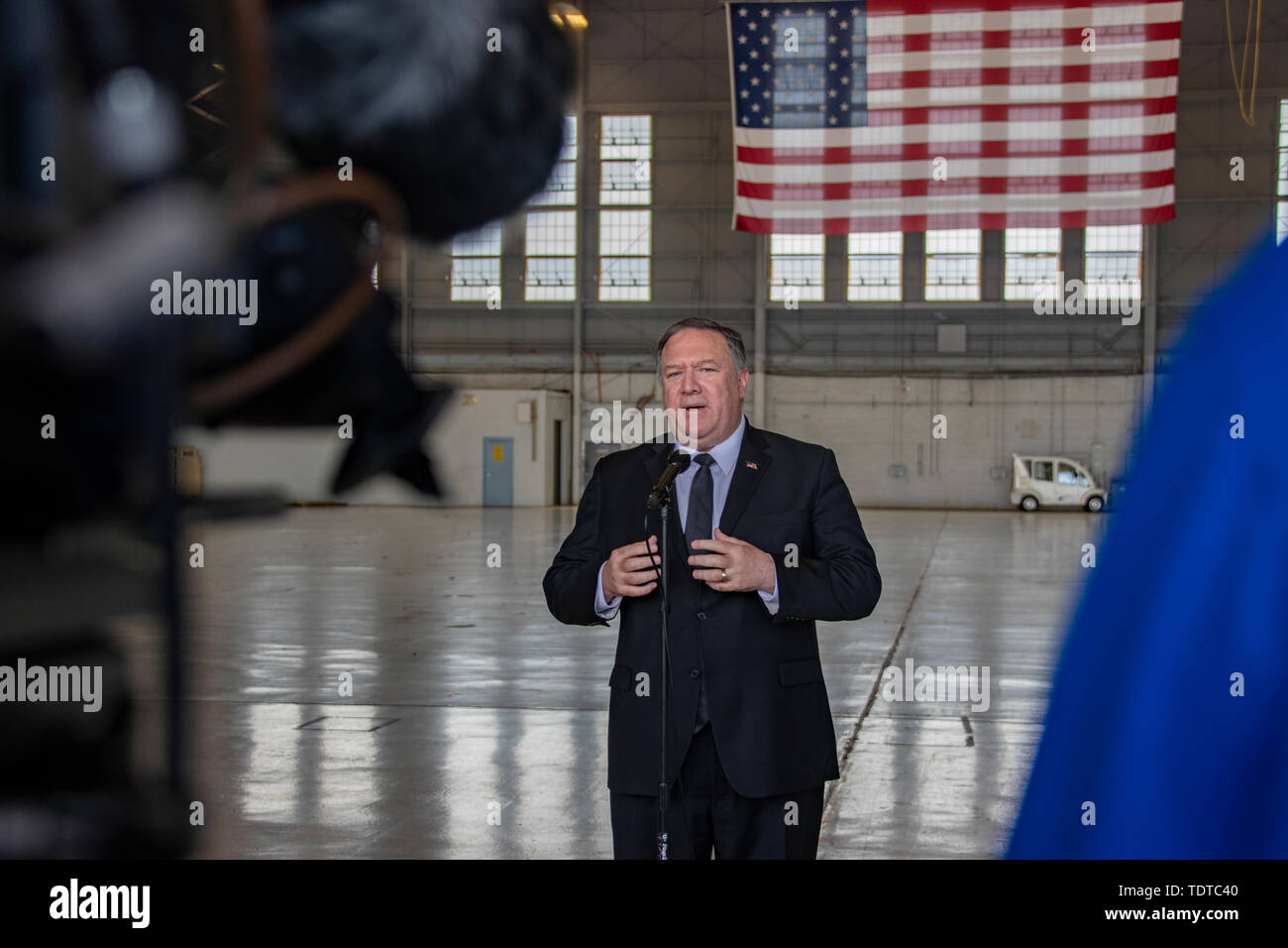 Us-Staatssekretär Mike Pompeo an die Medien bei der US-Army Central Command und der US Special Operations Command MacDill Air Force Base am Juni 18, 2019 in Tampa, Florida spricht. Stockfoto