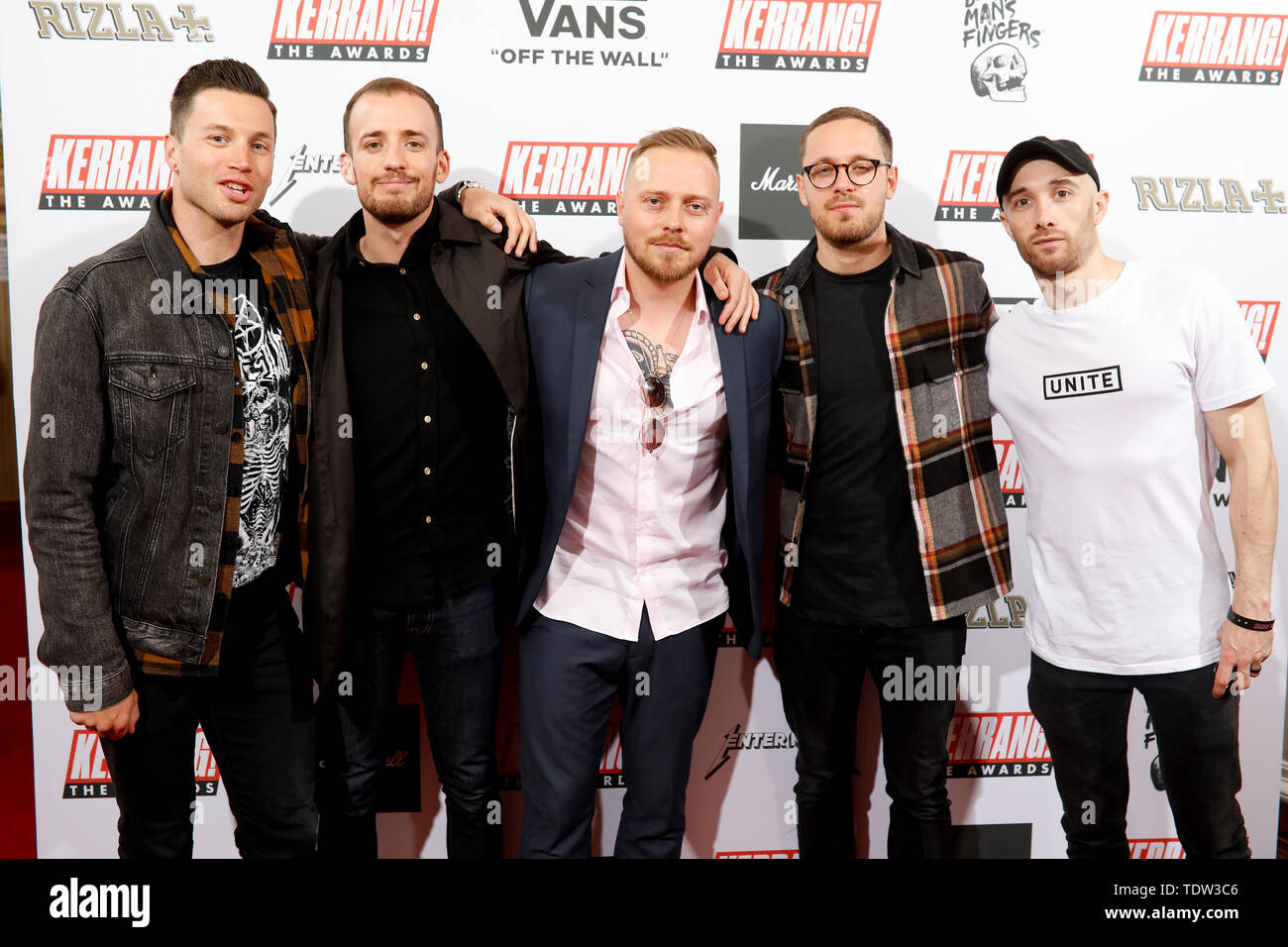 Architekten Adam Christianson, Alex Dean, Sam Carter, Dan Searle und Josh Middleton an der Kerrang! Auszeichnungen im Islington Town Hall, London. Stockfoto
