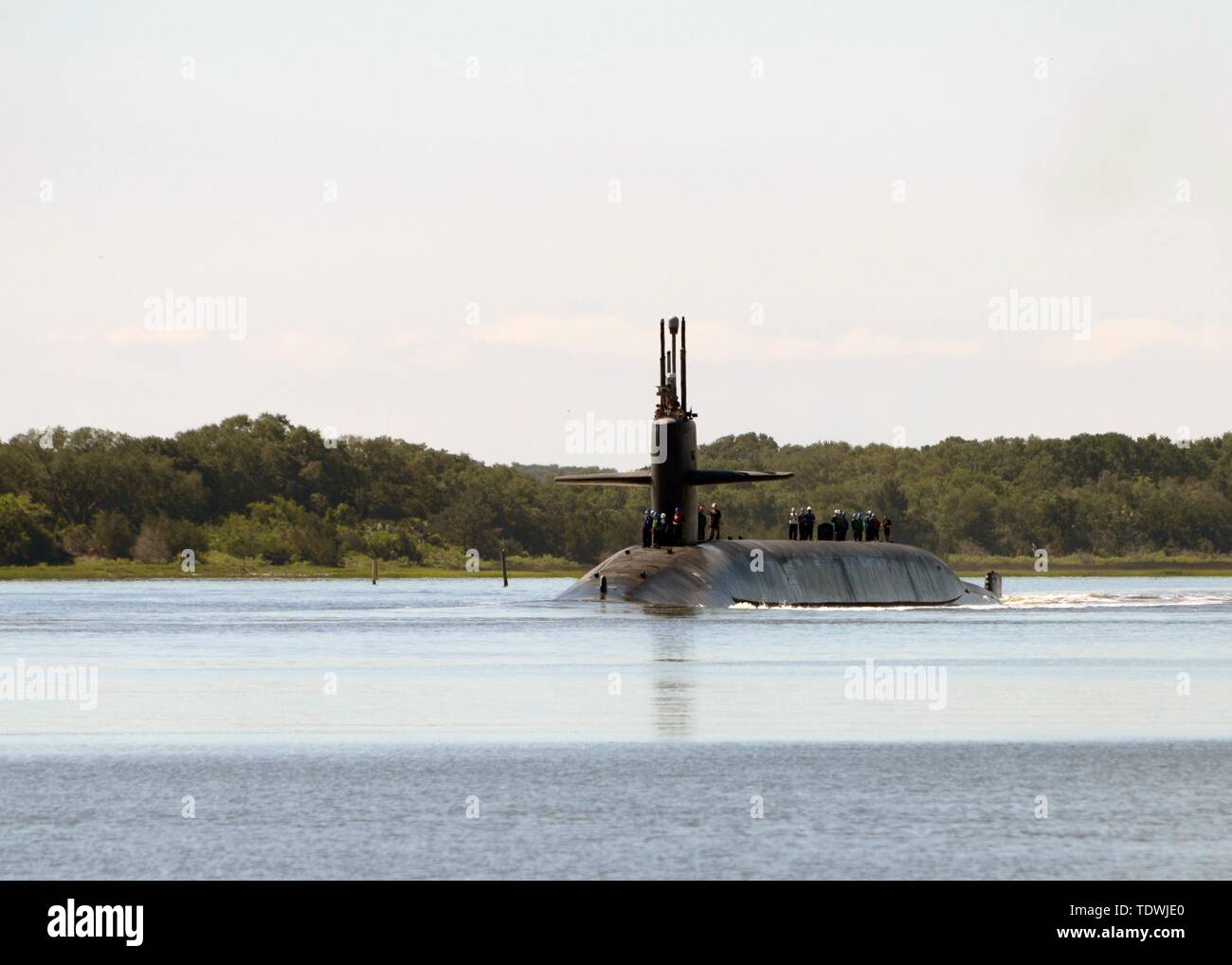 Kings Bay, United States. Juni, 2019 18. Die US-Marine Ohio - Klasse ballistischen Raketen-U-Boot USS Rhode Island zurück an der Naval Submarine Base Kings Bay März 18, 2019 in Kings Bay Georgia um HOMEPORT. Credit: Planetpix/Alamy leben Nachrichten Stockfoto