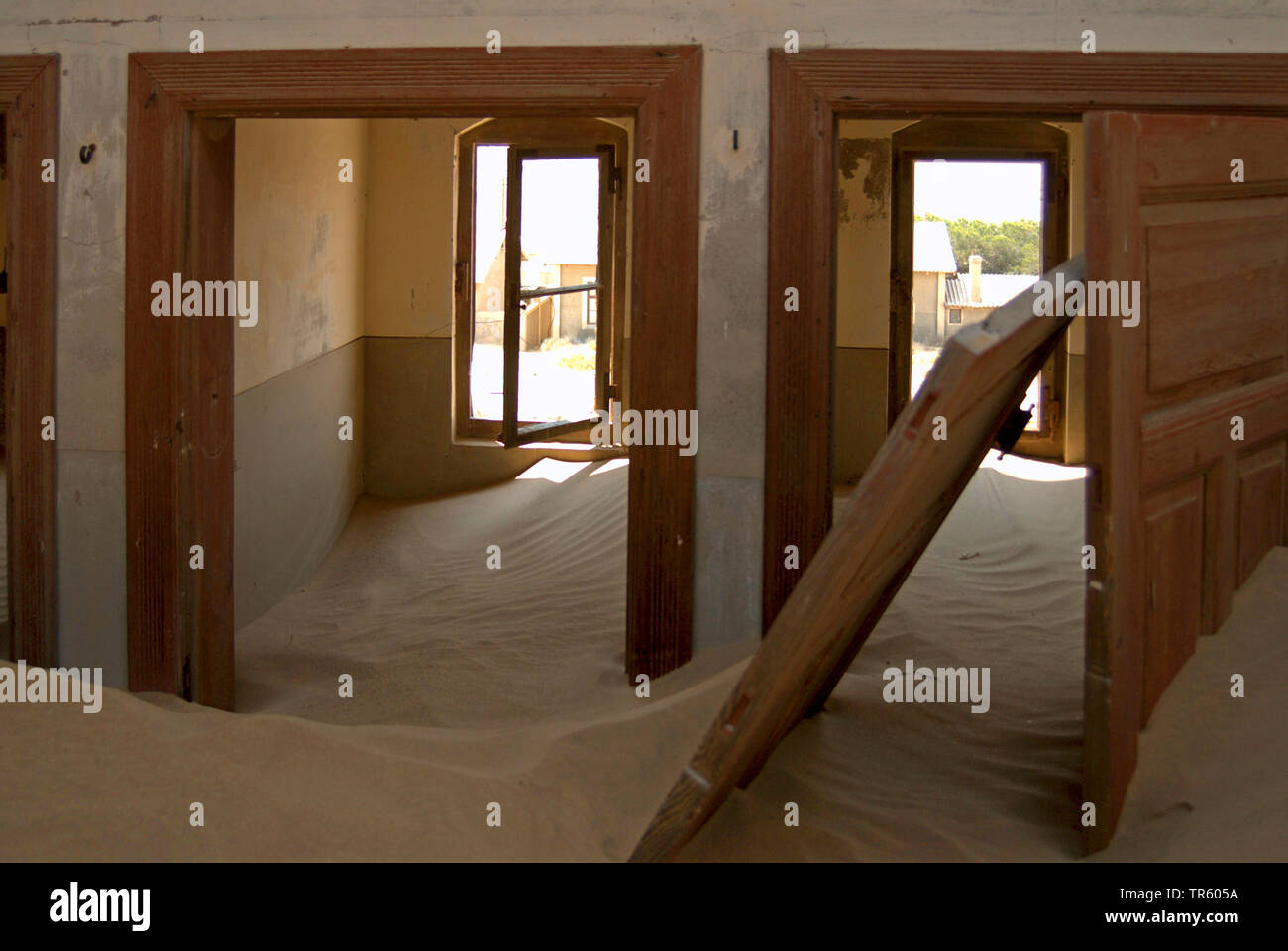 Haus in der Geisterstadt Kolmannskuppe, Interieur, Namibia, Kolmannskuppe Stockfoto