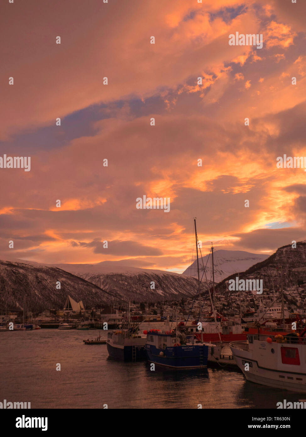 Port of troms Fotos und Bildmaterial in hoher Auflösung Alamy