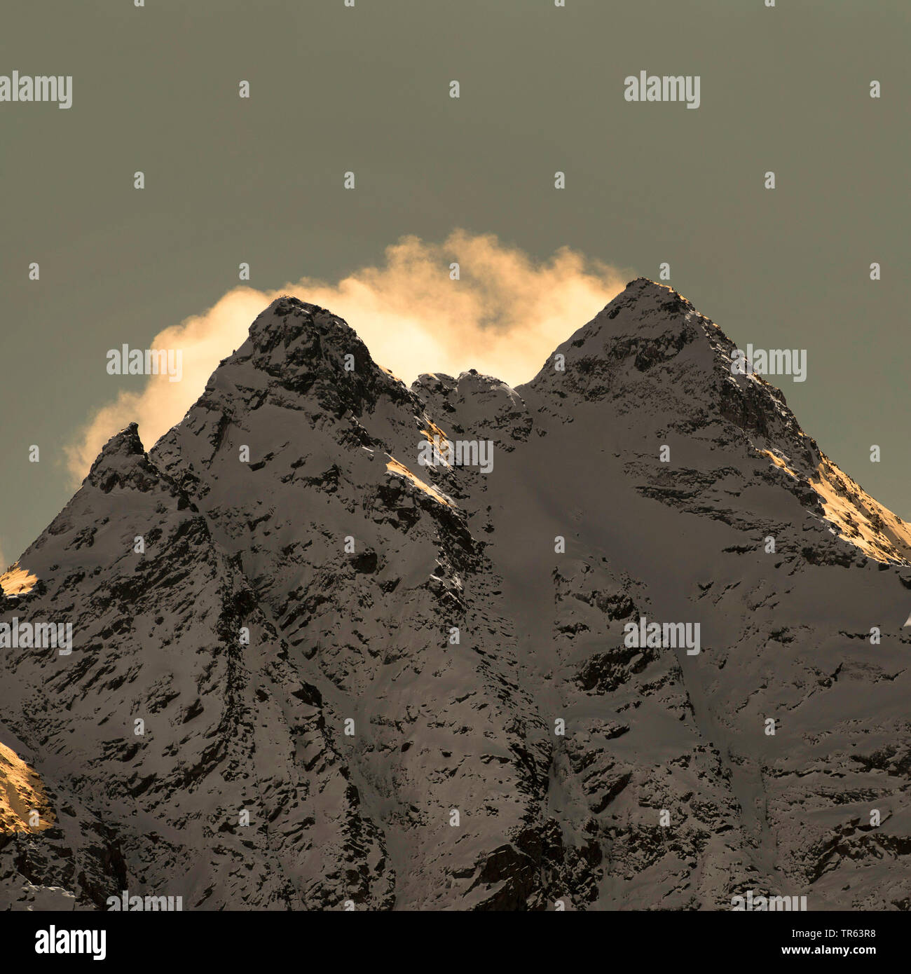 Cloud Mountain Summit, Tal der Valnontey, Italien, Aostatal, Nationalpark Gran Paradiso Stockfoto