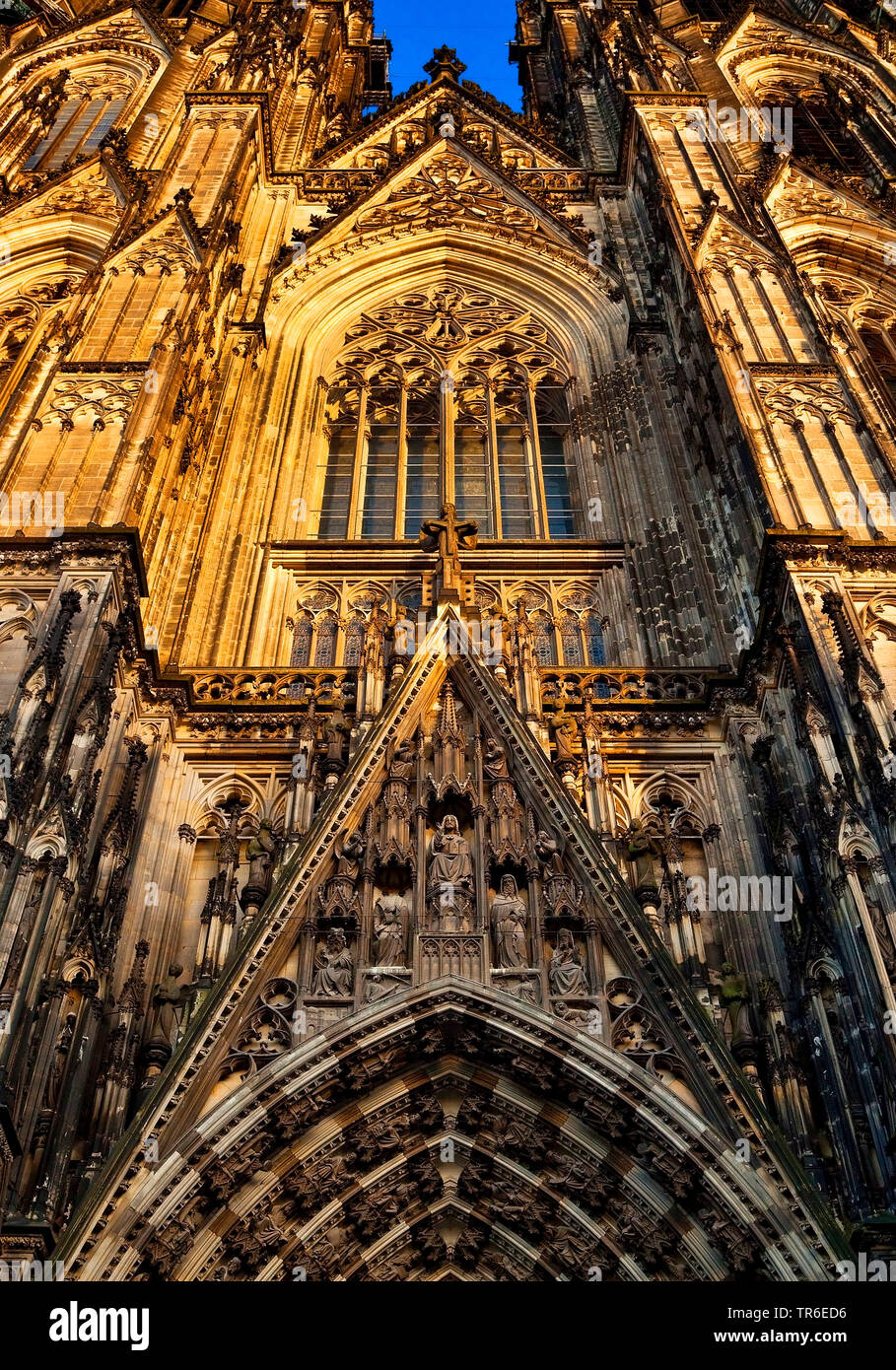 Die westliche Fassade des Kölner Doms, Deutschland, Nordrhein-Westfalen, Rheinland, Köln Stockfoto