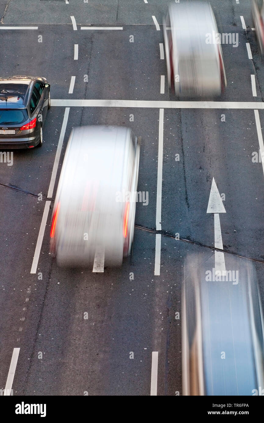 Der Verkehr an Alter Markierung in Barmen, Deutschland, Nordrhein-Westfalen, Bergisches Land, Wuppertal Stockfoto