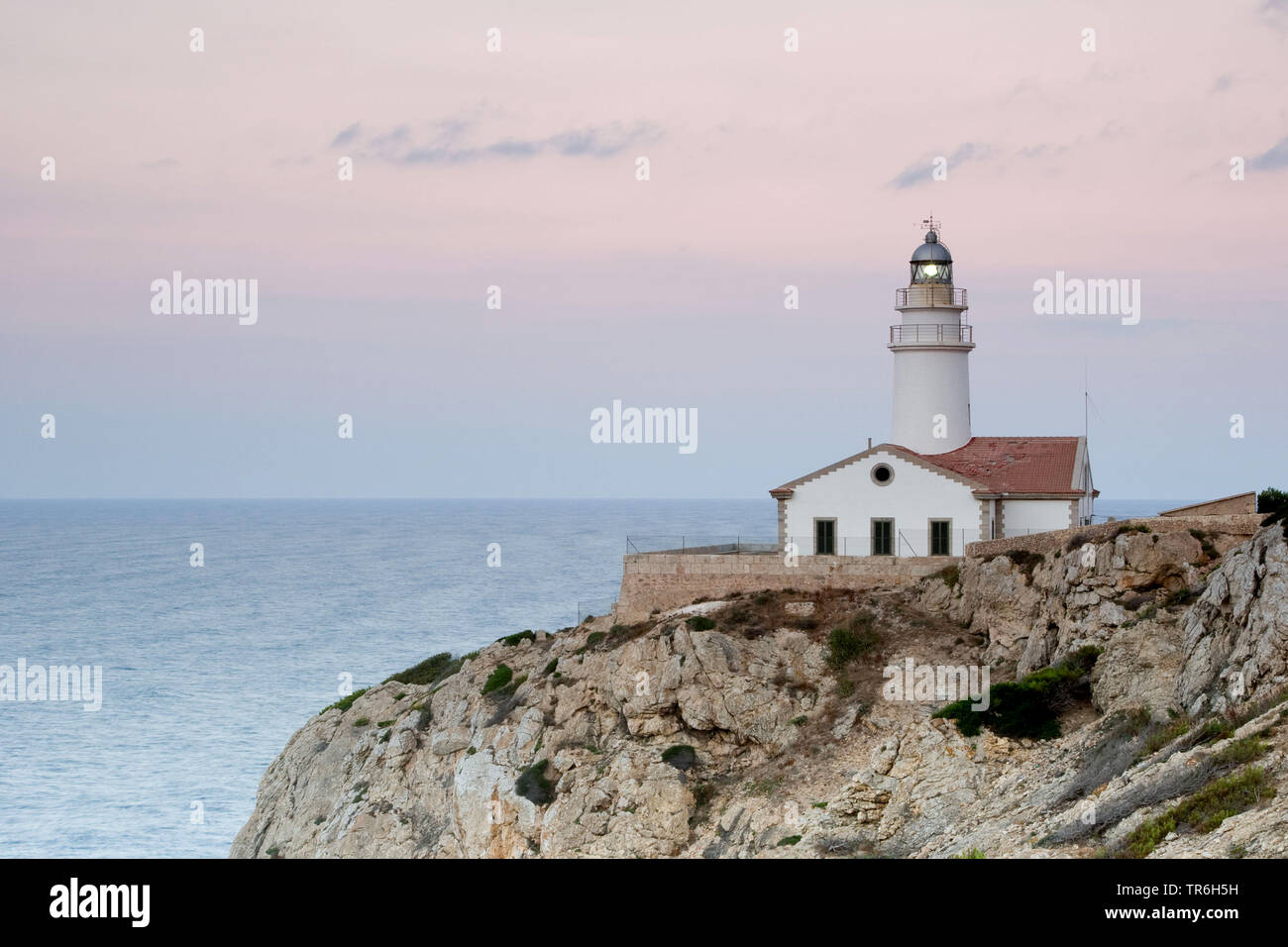 Leuchtturm weit de Capdepera, Cala Ratjada, Spanien, Balearen, Mallorca, Cala Ratjada Stockfoto