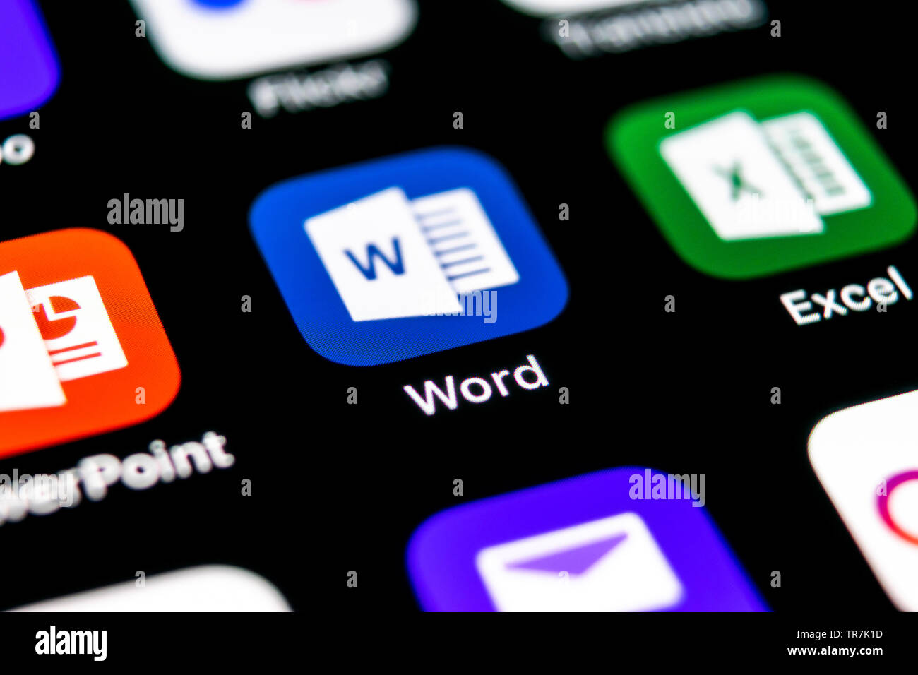 Sankt-Petersburg, Russland, 30. September 2018: die Anwendung Microsoft Word Symbol auf dem Apple iPhone X-close-up. Microsoft Office Word Symbol. Microsoft Stockfoto