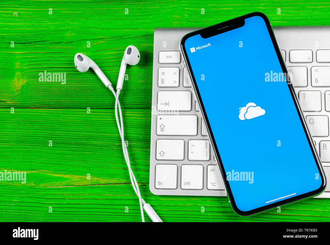 Sankt-Petersburg, Russland, Juni 2, 2018: Microsoft OneDrive Symbol auf Apple iPhone X-close-up. Microsoft onedrive App Symbol. Microsoft Stockfoto