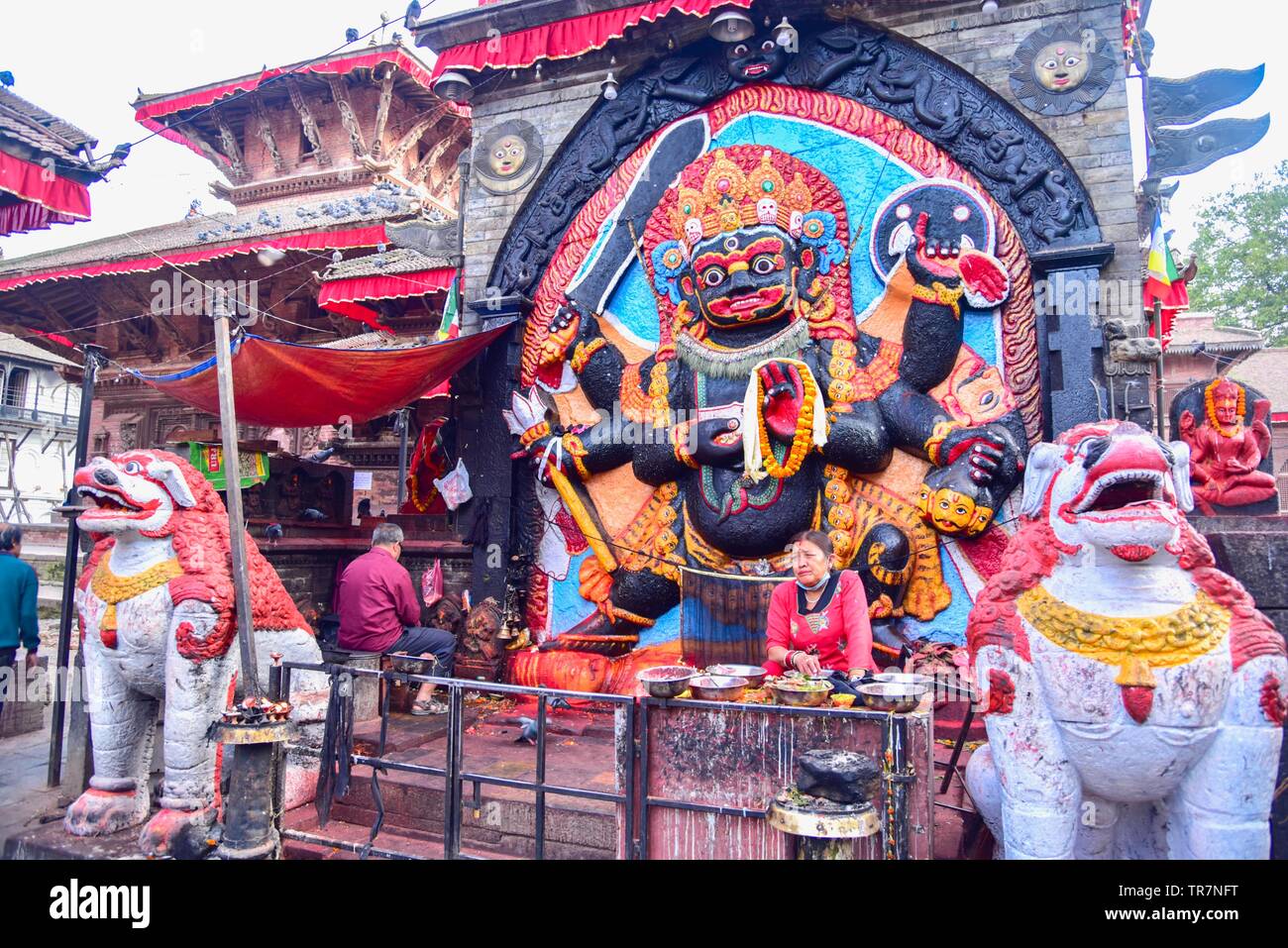 Stone-Carved Skulptur Gottes Kaal Basantapur Bhairav am Durbar Square in Kathmandu Stadt Stockfoto