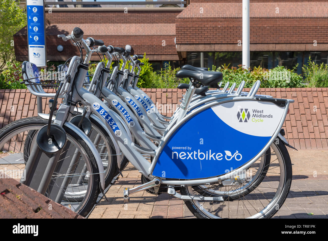 Nextbike uk Bike Sharing Unternehmen and Drop-off Point in Wolverhampton, Großbritannien Stockfoto