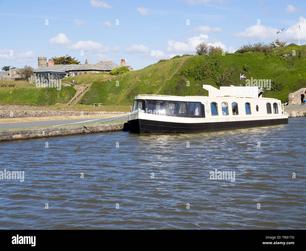 Die Barge Cafe am Kanal, Bude, Cornwall, Großbritannien Stockfoto