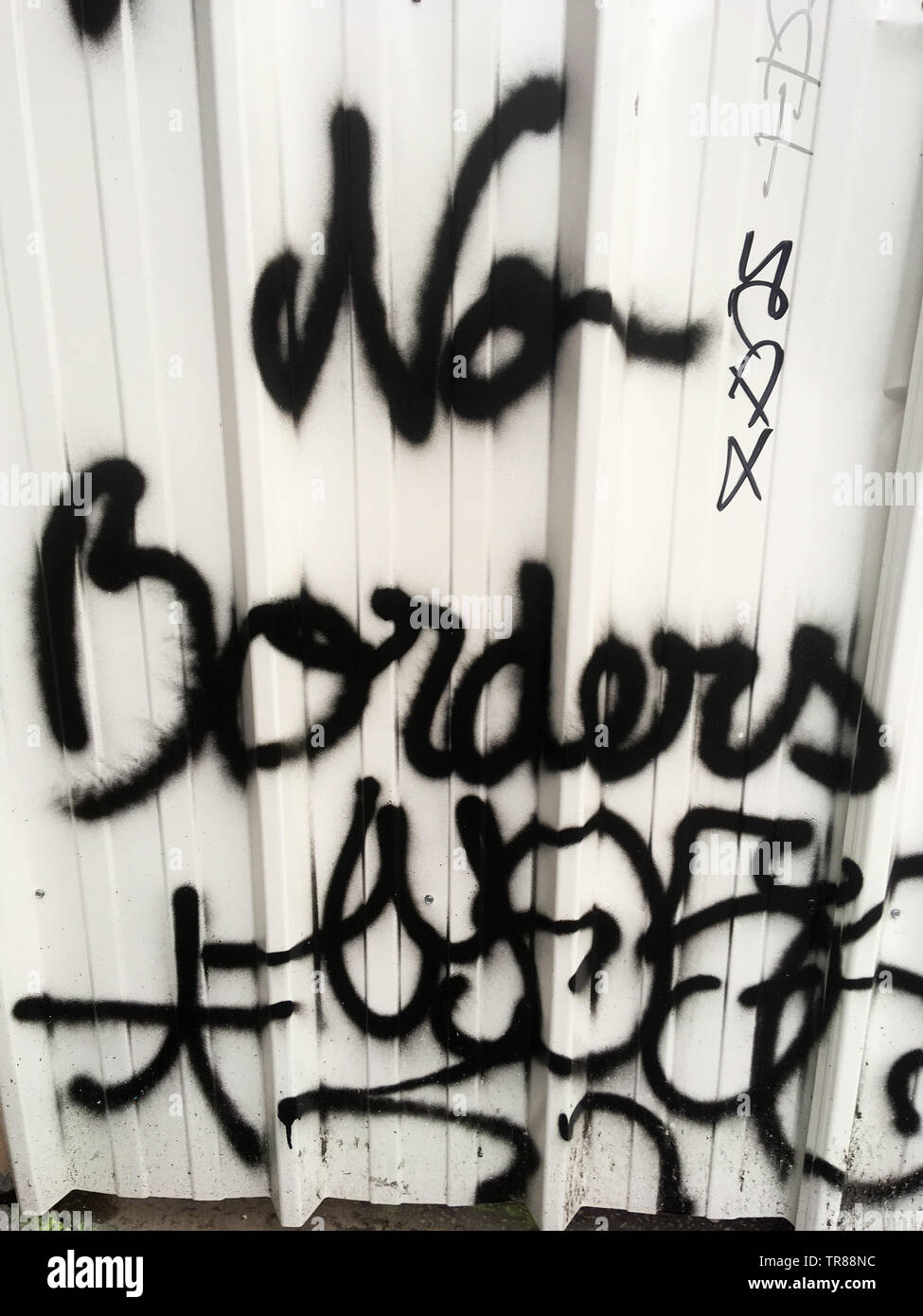 Keine Grenzen, Protest Graffiti, Lyon, Frankreich Stockfoto
