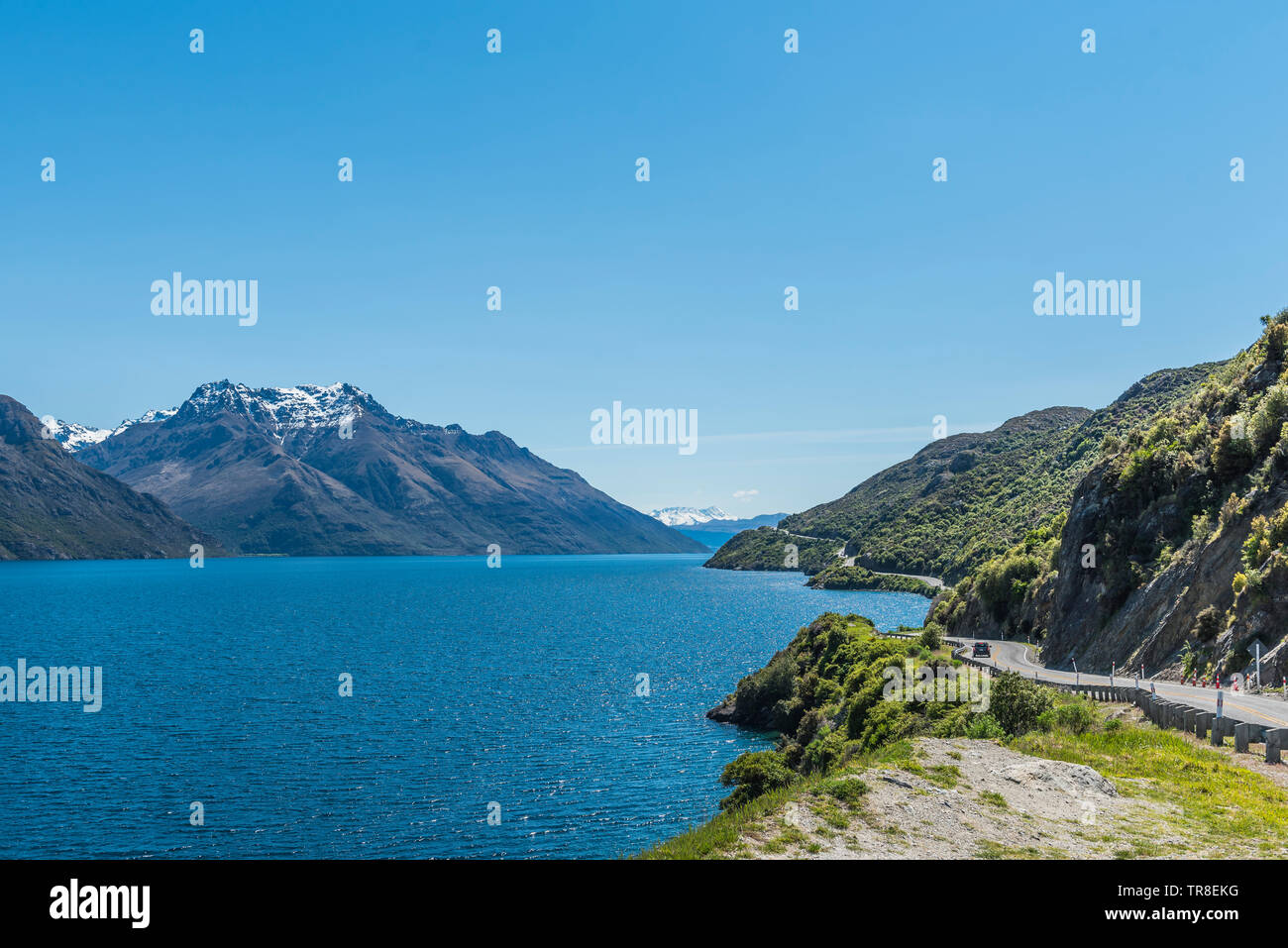 Blick auf die Landschaft des Lake Wakatipu, Queenstown, Neuseeland. Kopieren Sie Platz für Text Stockfoto