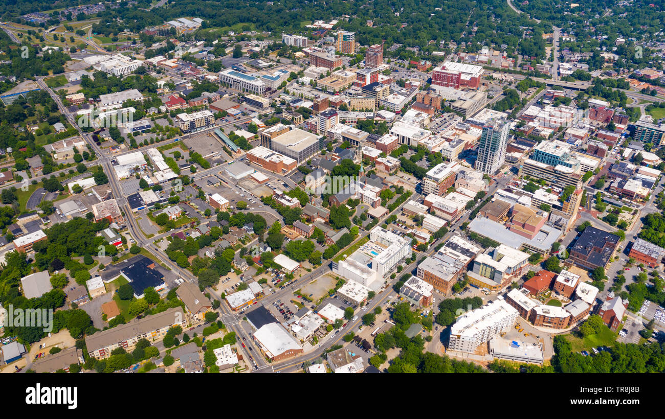 Luftbild der Innenstadt von Asheville, NC, USA Stockfoto