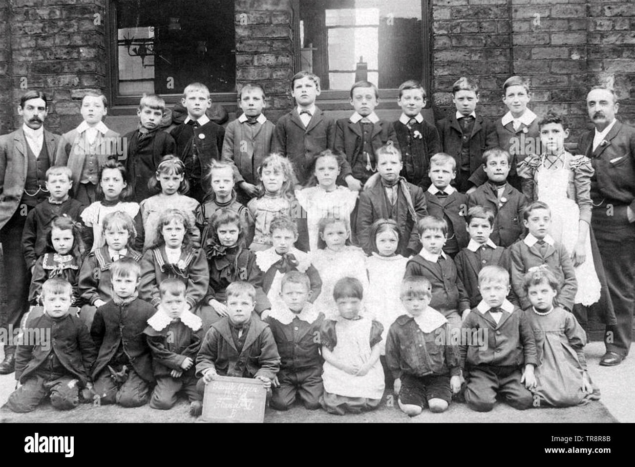 SAVILLE GREEN BOARD SCHULE in Leeds, um 1905. Mit freundlicher Genehmigung von Leeds Rat Stockfoto