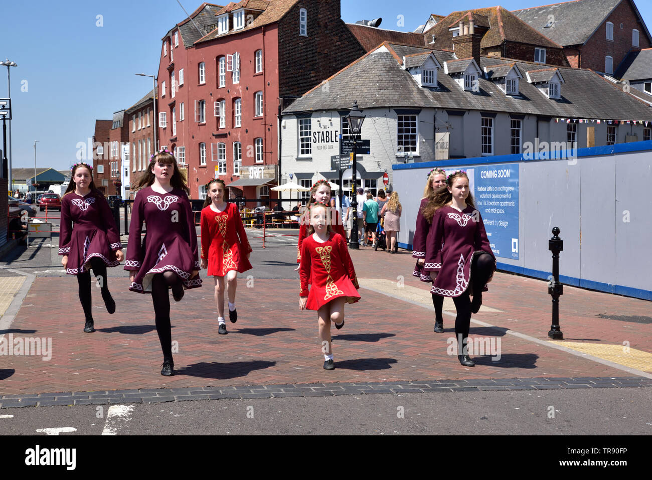 BlackRock School of Irish Dance bei Folk am Quay 2018 in Poole, Dorset Stockfoto