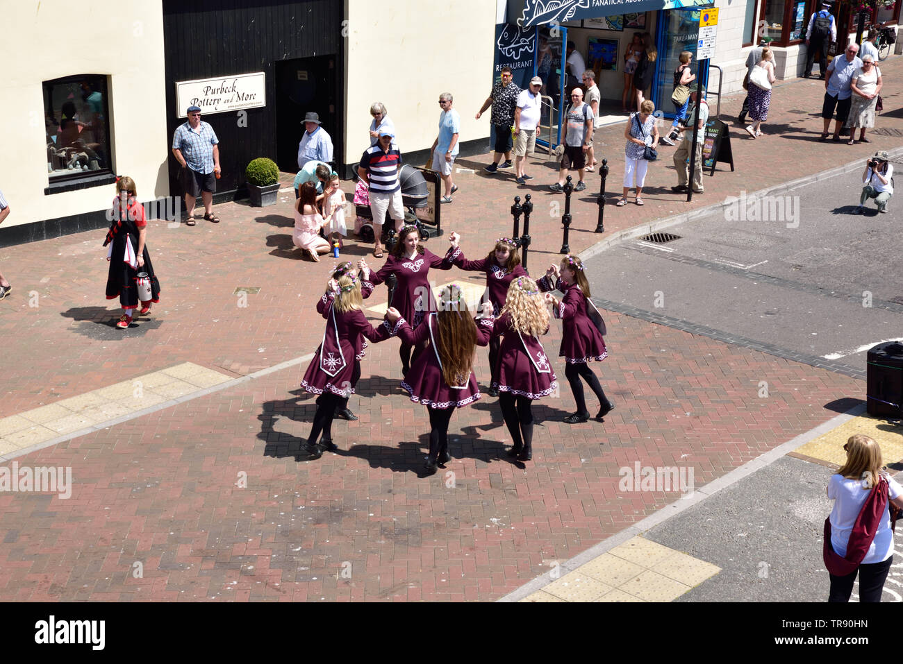 BlackRock School of Irish Dance bei Folk am Quay 2018 in Poole, Dorset Stockfoto