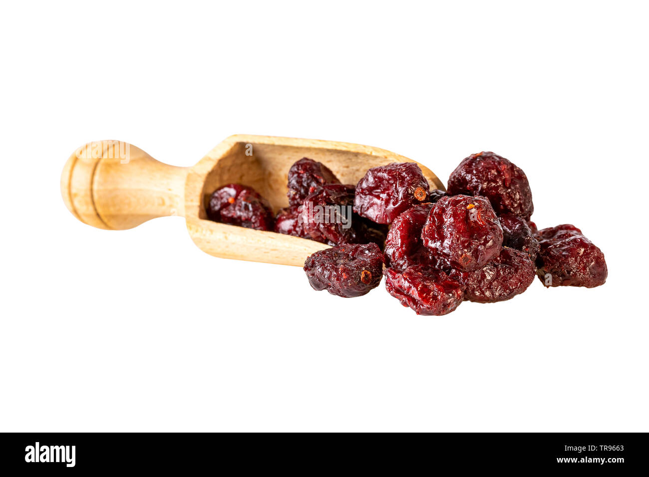 Getrocknete Cranberries in Scoop isoliert auf Weiss. Image Beschneidungspfad Stockfoto