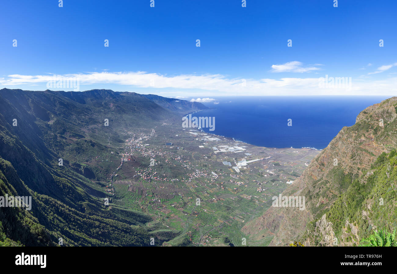 Blick über das Tal von El Golfo auf der Insel El Hierro Stockfoto