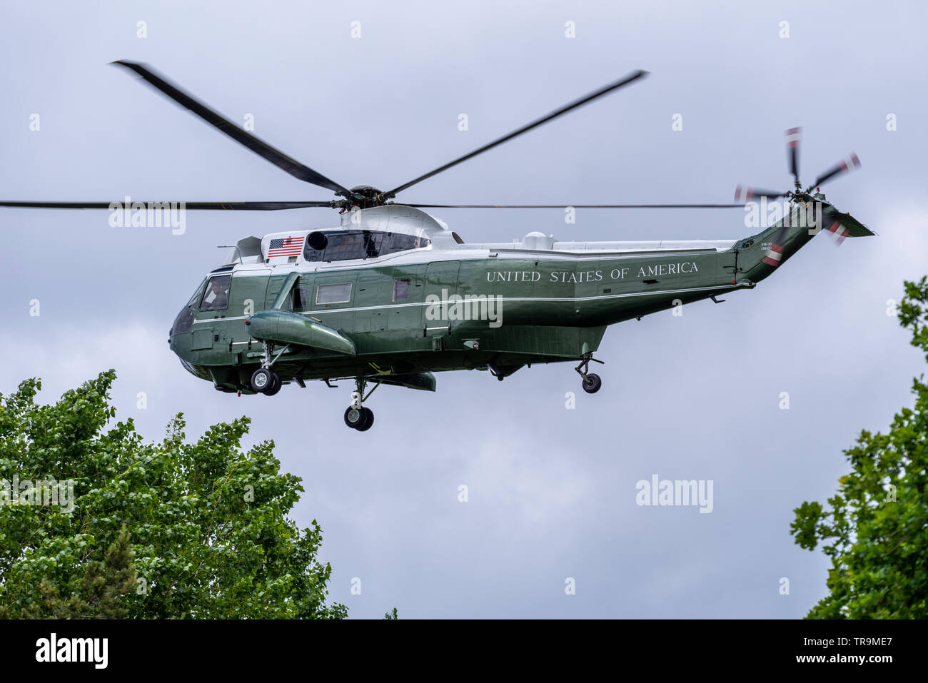 Sikorsky VH-3D Sea King VIP-Transport Hubschrauber fliegen als Teil der Unterstützung für die US-Präsident Donald Trump Staatsbesuch in Großbritannien. Marine One Stockfoto