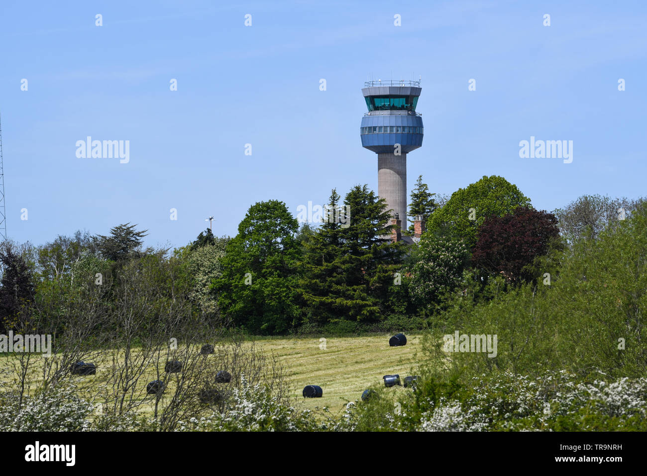 East Midlands Airport control tower Stockfoto