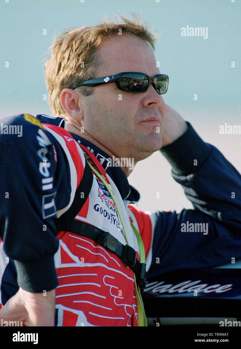 NASCAR Fahrer Mike Wallace auf Pit road Homestead Miami Speedway im November 2001. Stockfoto