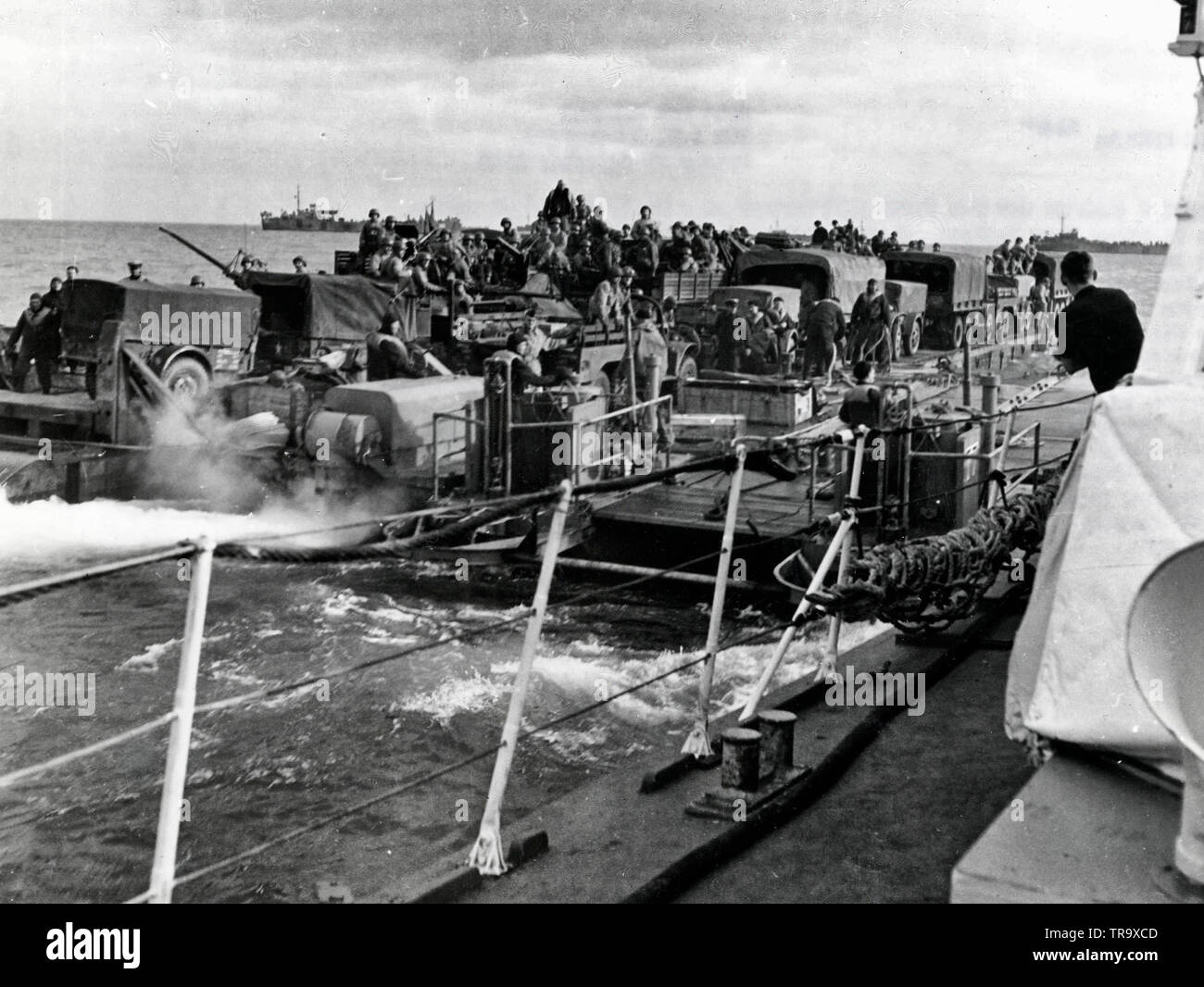 SeaBee entwickelt und bemannten "Rhein Ferries, wurden ausgiebig für Schiff Bewegung von Männern in der turbulenten im Englischen Kanal während der Invasion in der Normandie zum Ufer verwendet. Stockfoto