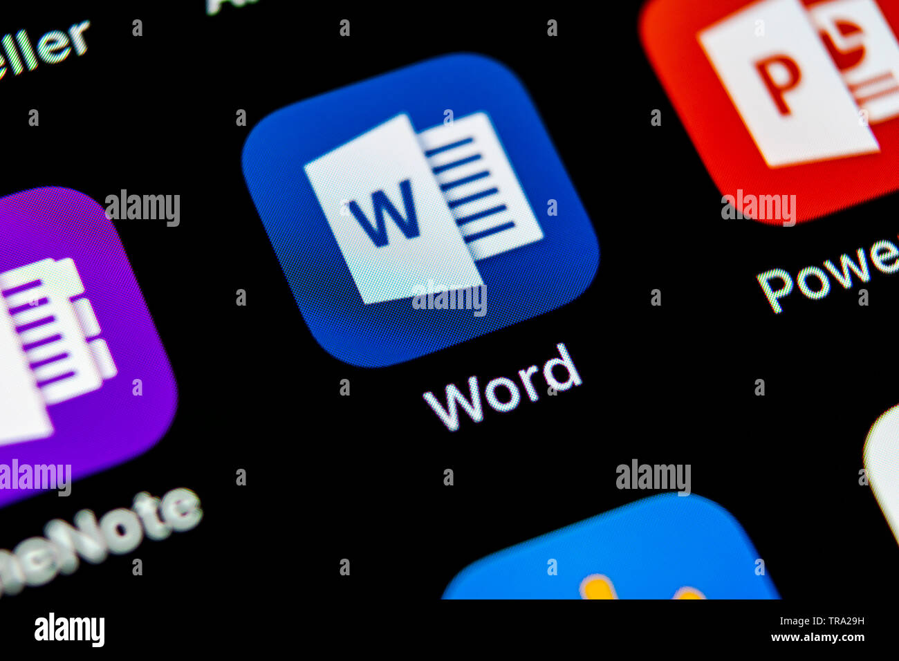 Sankt-Petersburg, 10. Mai 2018: Microsoft Word Symbol auf Apple iPhone X-close-up. Microsoft Office Word Symbol. Microsoft Office auf mob Stockfoto