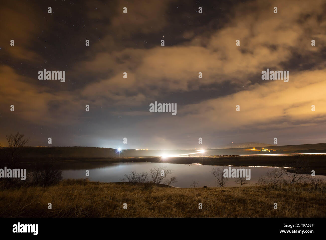 See bei Nacht, Akranes, Island, Europa Stockfoto