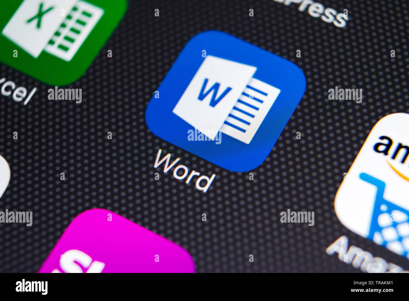 Sankt-Petersburg, Russland, 11. Februar 2018: die Anwendung Microsoft Word Symbol auf dem Apple iPhone X-close-up. Microsoft Word Symbol. Microsoft Office Stockfoto