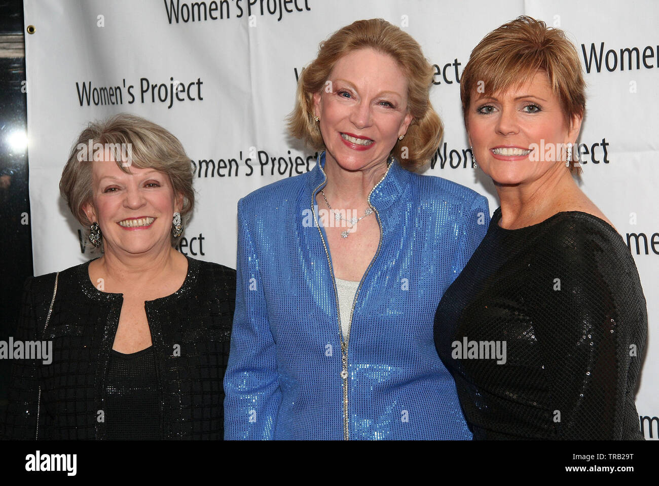 New York, USA. 3. März, 2008. Ko-vorsitzende des Projekts des Frauen, Jan Leeming, Merrie Spaeth, und Laurie Tucker, FedEx SVP Corporate Marketing bei Projekt 23. jährlichen der Frauen Frauen von Achievement Awards Gala im Rainbow Room im Rockefeller Center. Quelle: Steve Mack/Alamy Stockfoto