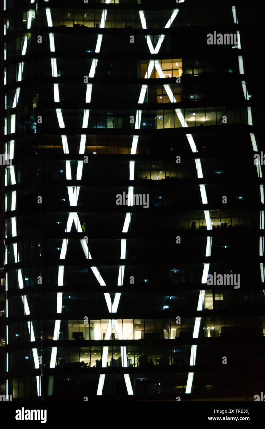 Lichter am Hochhaus, Central Business District, Brisbane, Queensland, Australien Stockfoto