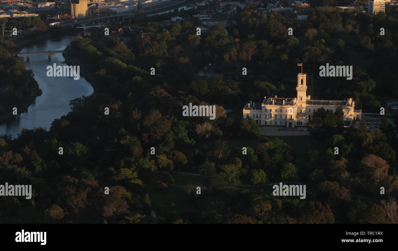 Melbourne Australien. Historische Regierungsgebäude und den Fluss Yarra. Stockfoto