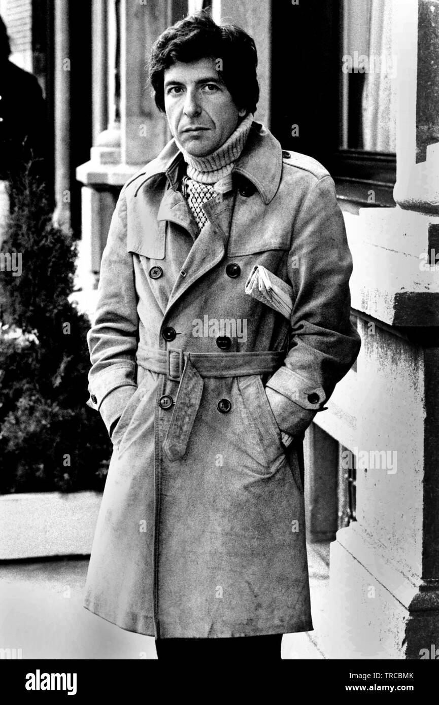 Ein Porträt von Leonard Cohen im April 1972 in Amsterdam, Niederlande. (Foto von Gijsbert Hanekroot) Stockfoto