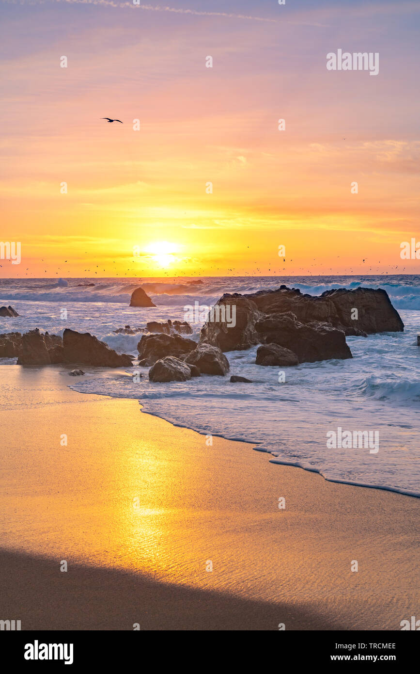 Schönen Sonnenuntergang an der Küste von Big Sur, Kalifornien. Stockfoto