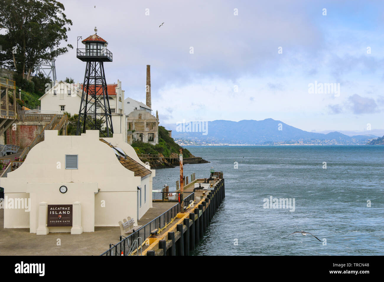 Watch Tower & Dock, Alcatraz, San Francsico Bay, Kalifornien Stockfoto